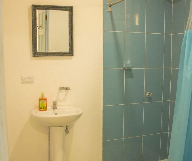 اتاق عادی با تخت دوبل, Black Sand Beachhouse