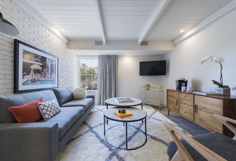 Deluxe-sviitti, The Weekend Palm Springs