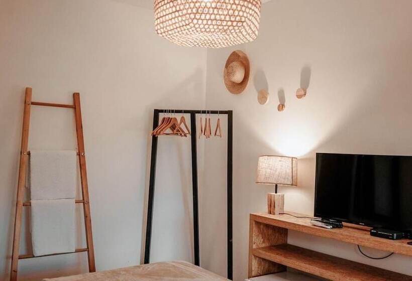 Quarto Estandar, Noronha 350