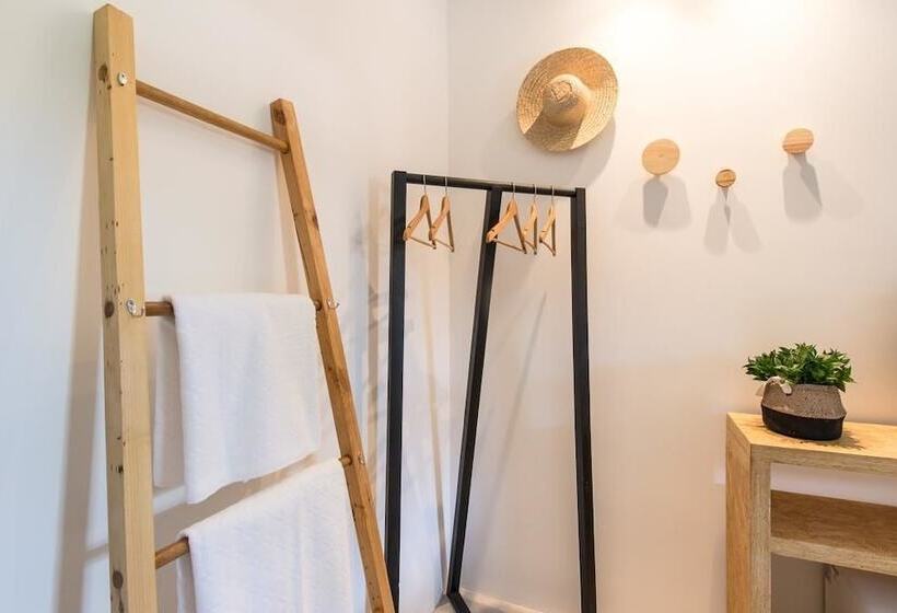 Quarto Estandar, Noronha 350