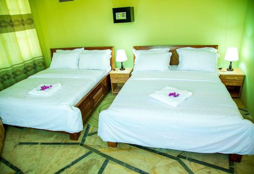 اتاق لوکس خانوادگی, Asmorein