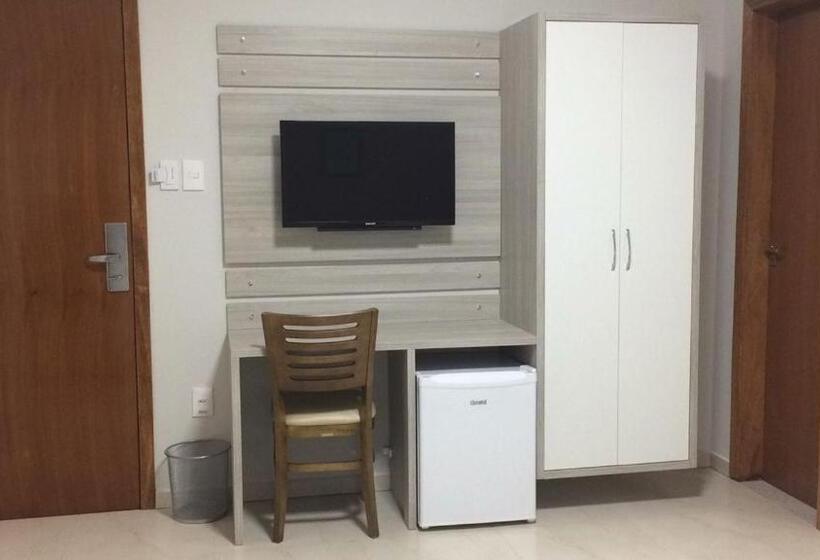 חדר סופריור לארבעה, San Remo