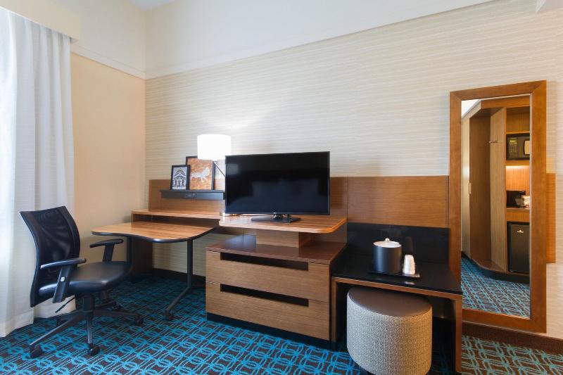스위트 킹사이즈 침대, Fairfield Inn & Suites By Marriott Buffalo Amherst/university