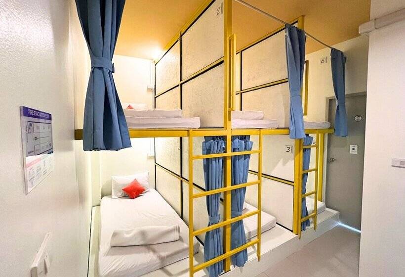 מיטה בחדר משותף, Sleepy Station Hostel