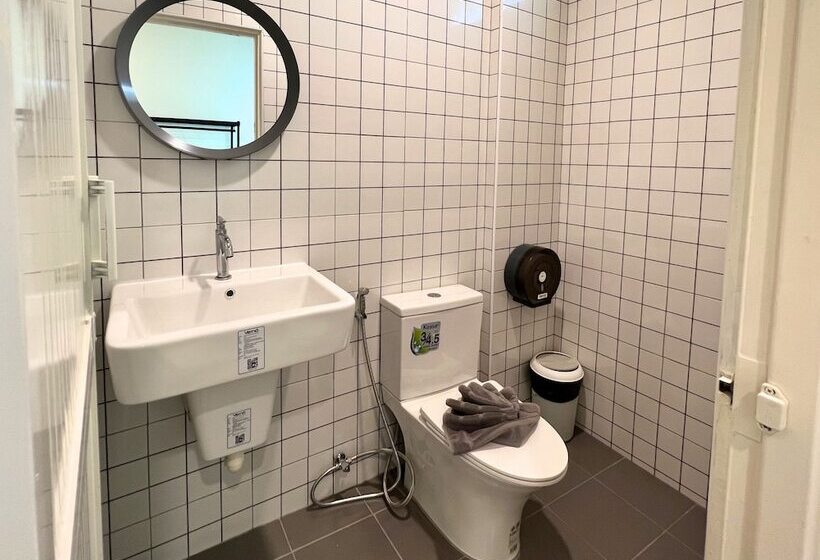 חדר סטנדרט, Sleepy Station Hostel