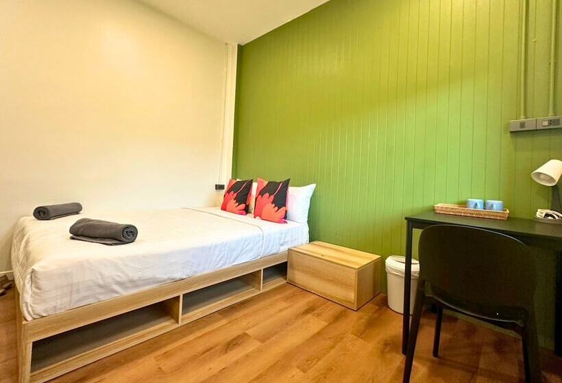 חדר סטנדרט, Sleepy Station Hostel