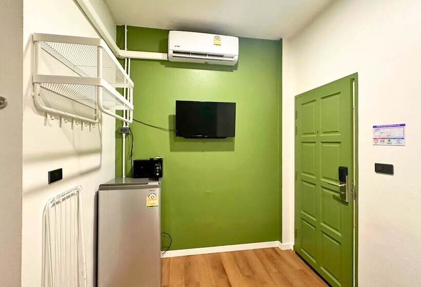 חדר סטנדרט, Sleepy Station Hostel