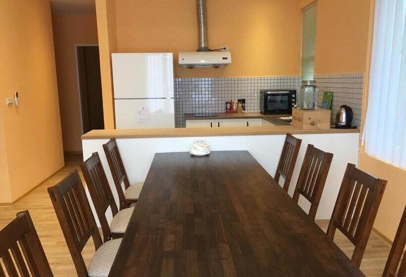 ویلای 1 خوابه, American Village Resort