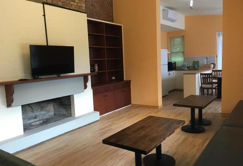 ویلای 1 خوابه, American Village Resort