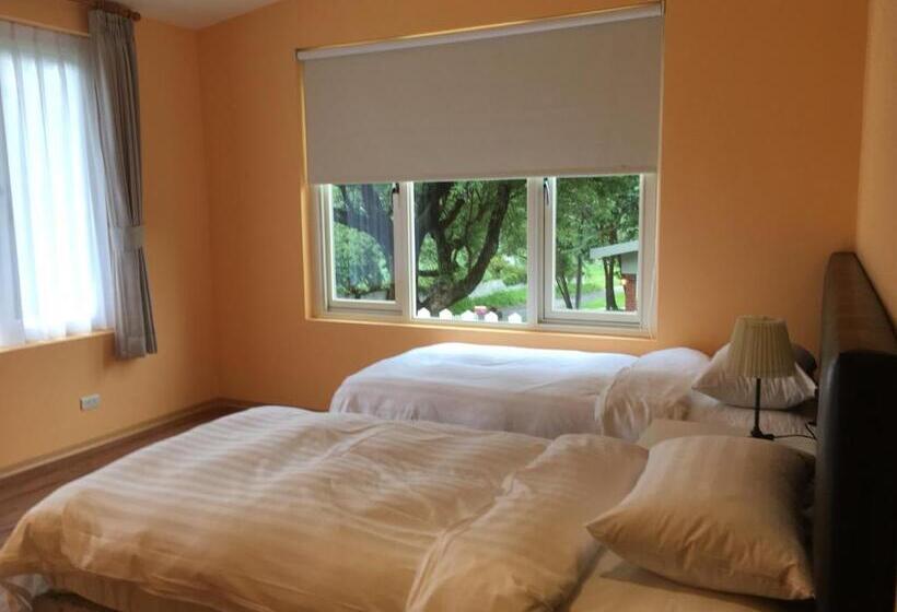 ویلای 1 خوابه, American Village Resort