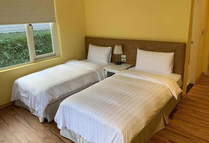 ویلای سوپریور 1 خوابه, American Village Resort