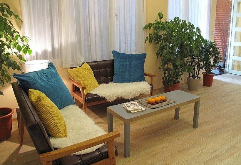 ویلای 1 خوابه, American Village Resort