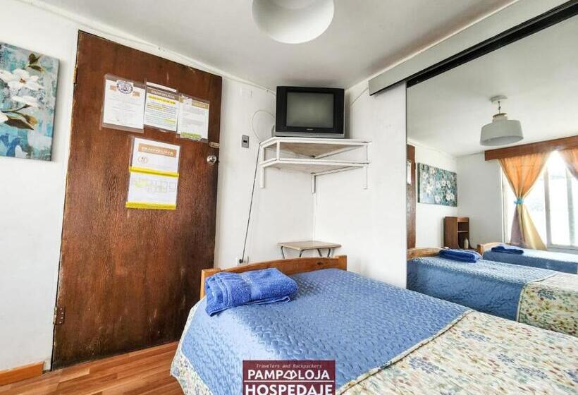 Standard room with outdoor bath, Hostal Pampaloja