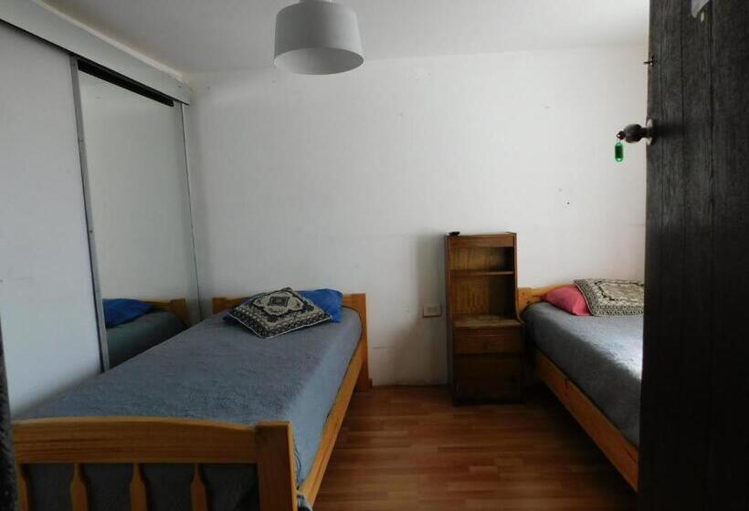 Standard room with outdoor bath, Hostal Pampaloja