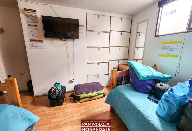 تختخواب در اتاق مشترک, Hostal Pampaloja