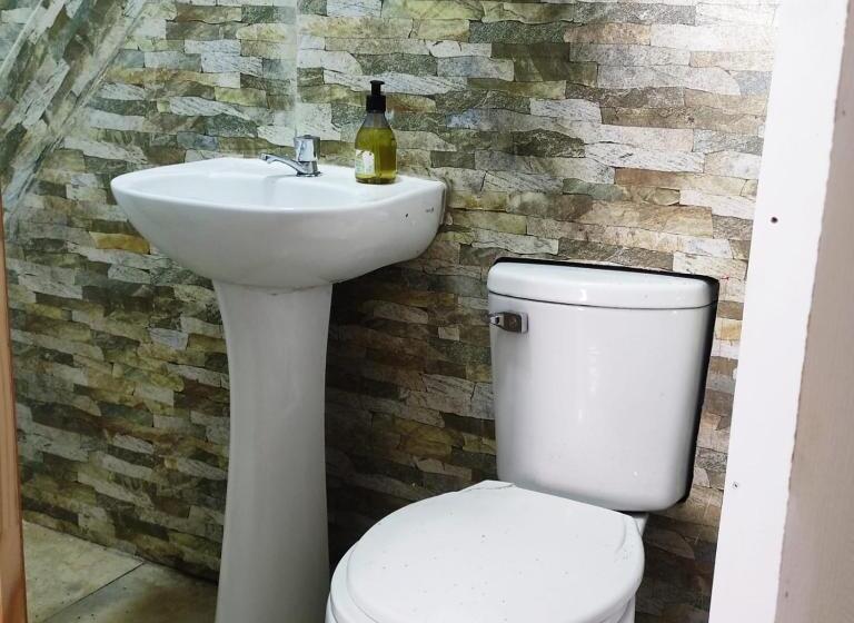 اتاق خانوادگی, Hostal Pampaloja