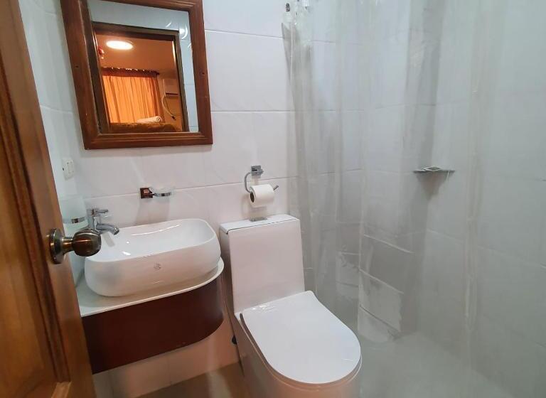Economy Triple Room, Bonanza