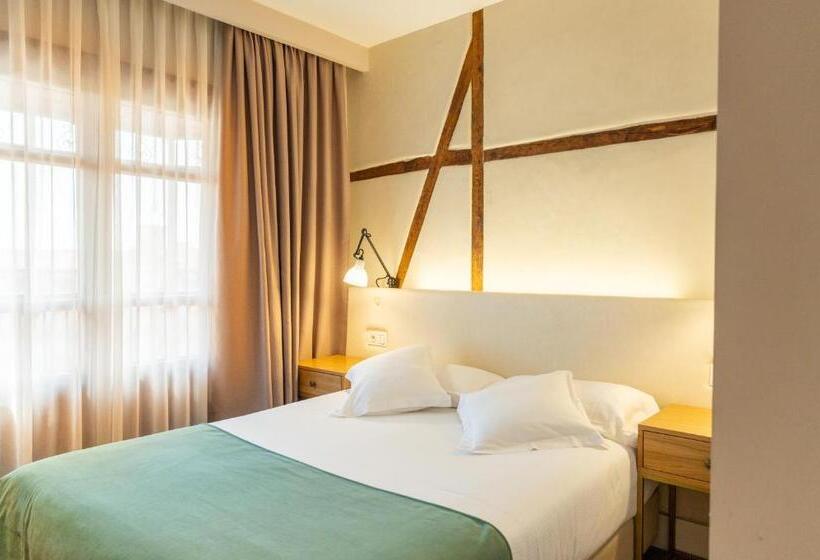 اتاق استاندارد, Boutique Adolfo