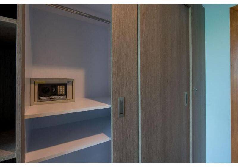 Номер Superior, Peace Blue Naiharn Naturist Resort Phuket Sha Extra Plus