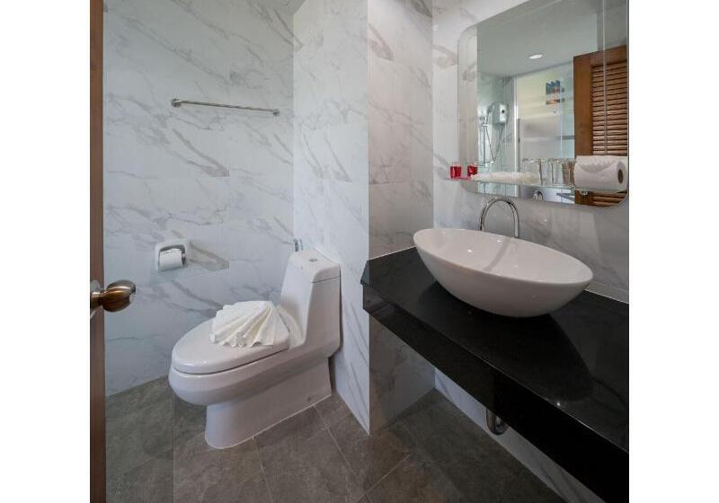 Номер Superior, Peace Blue Naiharn Naturist Resort Phuket Sha Extra Plus