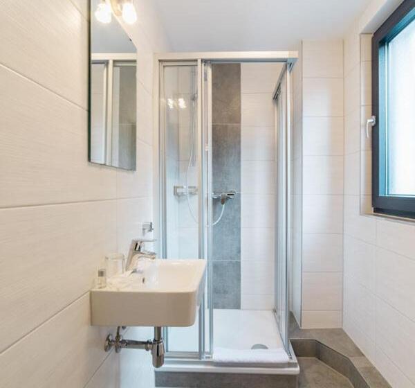 ファミリールーム, Seeadler