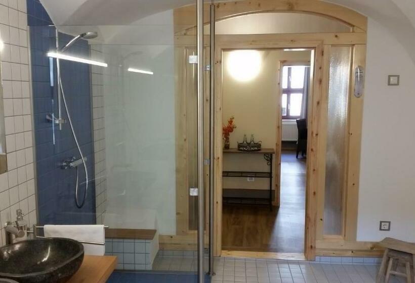 Номер Стандарт, Zum Klötzelmönch