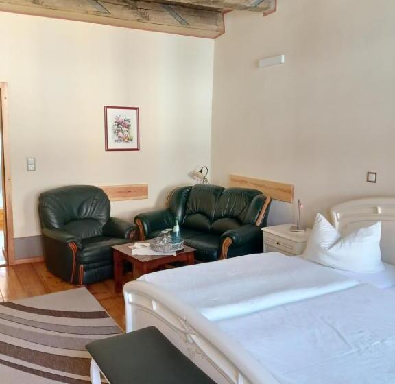 Семейный Номер, Zum Klötzelmönch