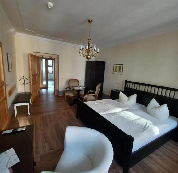 Семейный Номер, Zum Klötzelmönch