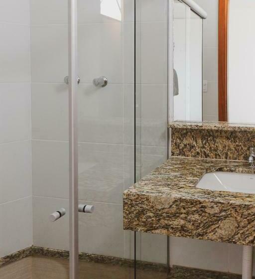 شقة غرفة واحدة, Star Apart