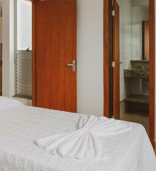 شقة غرفة واحدة, Star Apart