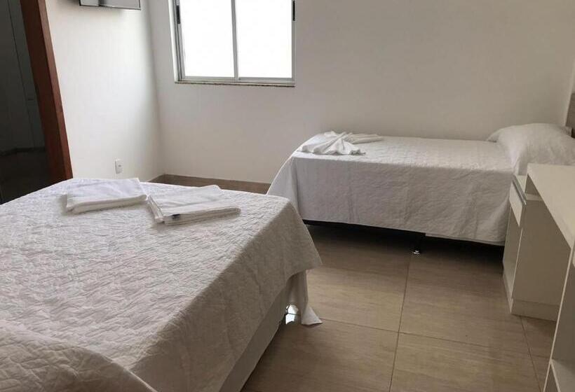 شقة غرفة واحدة, Star Apart