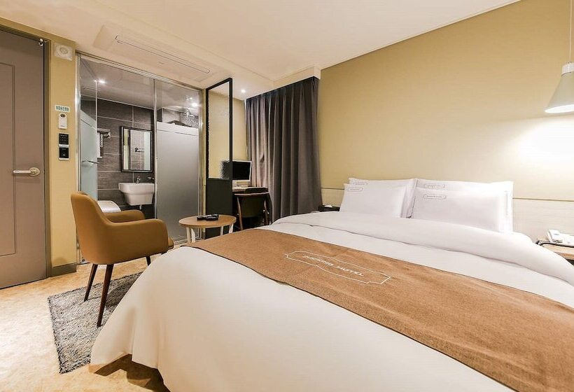 غرفة قياسية, Docking