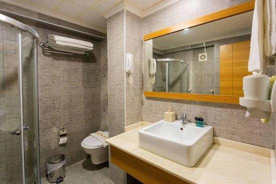 اتاق لوکس سه تخته, Namaste Otel