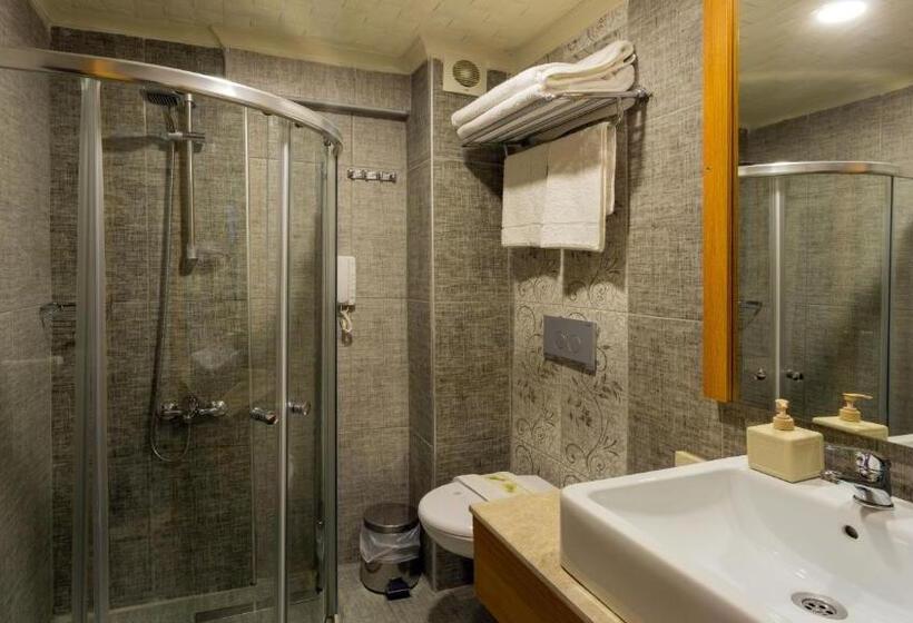 اتاق لوکس خانوادگی, Namaste Otel