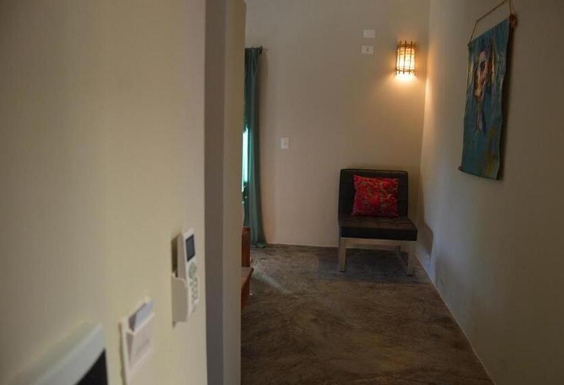 Люкс Deluxe Кровать Кинг, Chill Mango