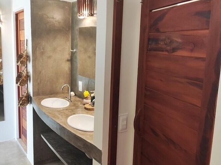 豪华房间, Chill Mango