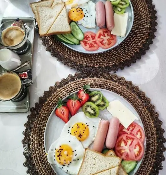 اتاق خانوادگی با سرویس بهداشتی مشترک, Friendly Guest House