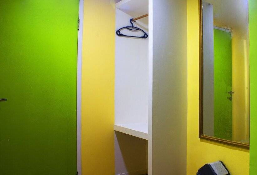 חדר סופריור, New Priok Indah Syariah