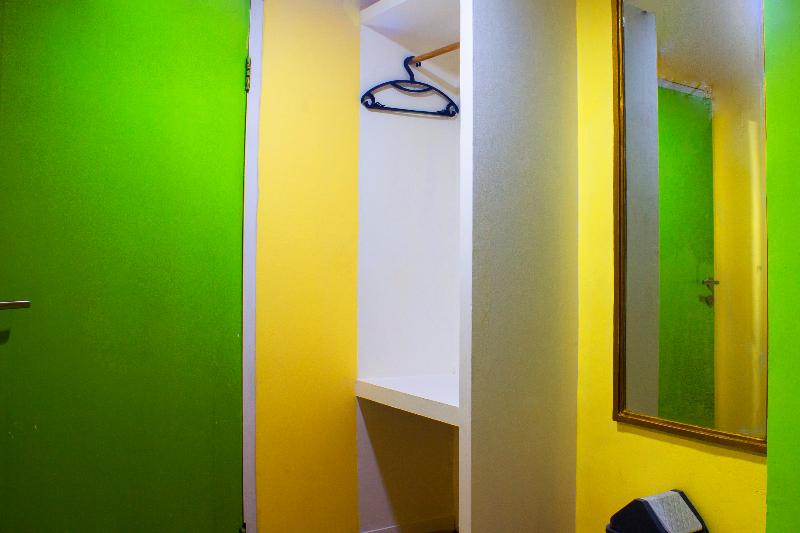 חדר סופריור, New Priok Indah Syariah