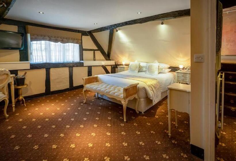 جناح ديلوكس, The White Swan Hotel Bar & Restaurant