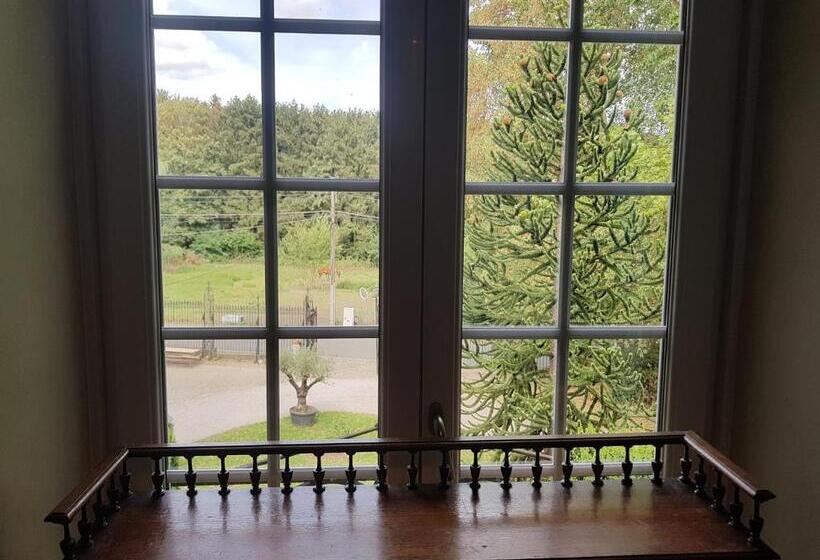 اتاق لوکس, Château Lambert Moulinsart Hotel, Shuttle Airport, Long Term Parking, Snooker, Large Terrasse, Dinne