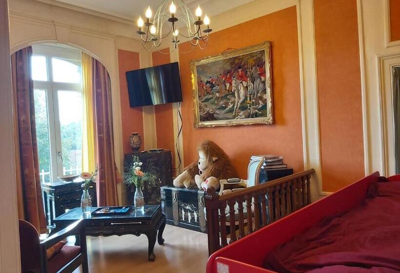 ガーデンビュースイート, Château Lambert Moulinsart Hotel, Shuttle Airport, Long Term Parking, Snooker, Large Terrasse, Dinne