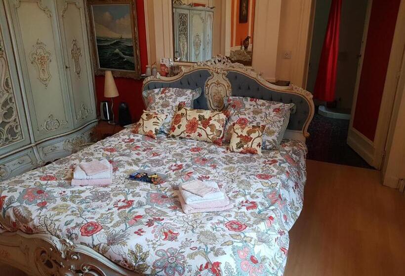 سوییت با چشم‌انداز باغ, Château Lambert Moulinsart Hotel, Shuttle Airport, Long Term Parking, Snooker, Large Terrasse, Dinne