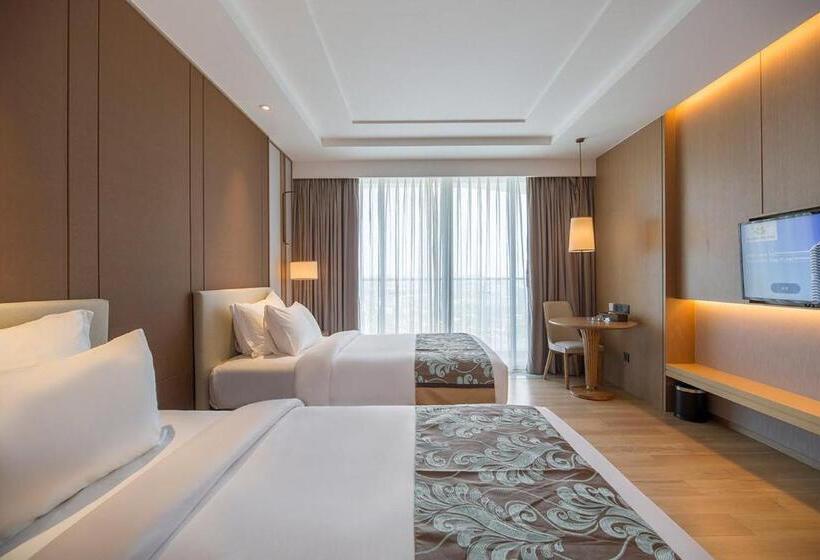 标准间, Jing Shang