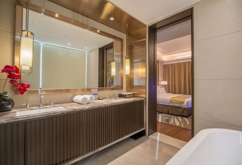 海景套房, Jing Shang