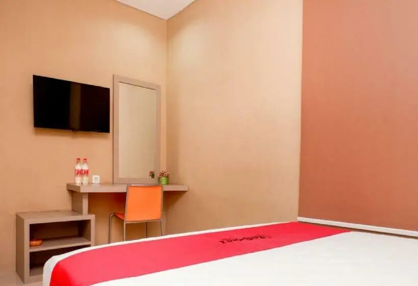 Standart Oda, Reddoorz Near Java Supermall Semarang