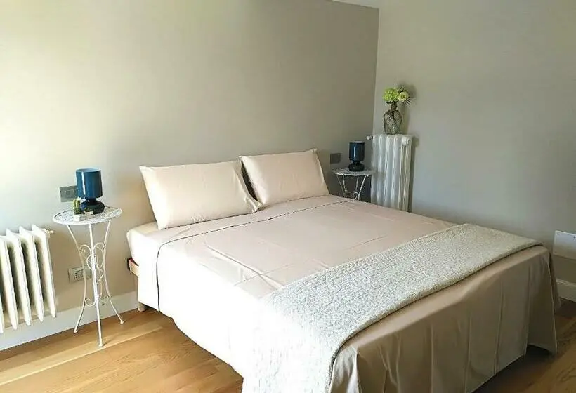 スタンダードトリプルルーム, B&b Madama Granèt