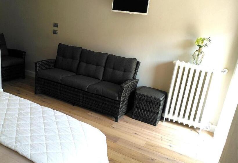 Номер Стандарт, B&b Madama Granèt