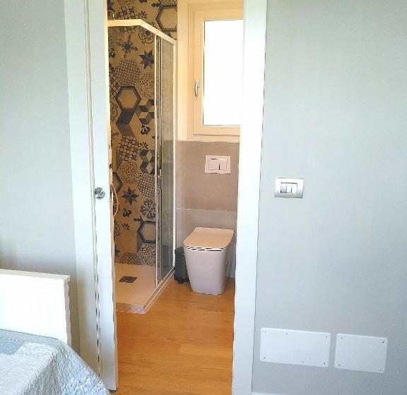 スタンダードシングルルーム, B&b Madama Granèt