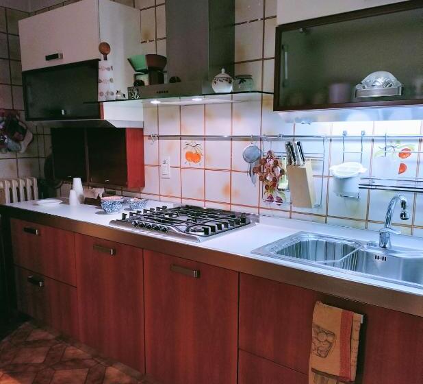 Апартаменты 1 Спальня, B&b Madama Granèt